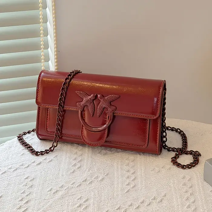 Sac Mini Carré Rétro 2026 avec Chaîne Premium, Convertible en Sac Bandoulière ou Sac à Main, Style C
