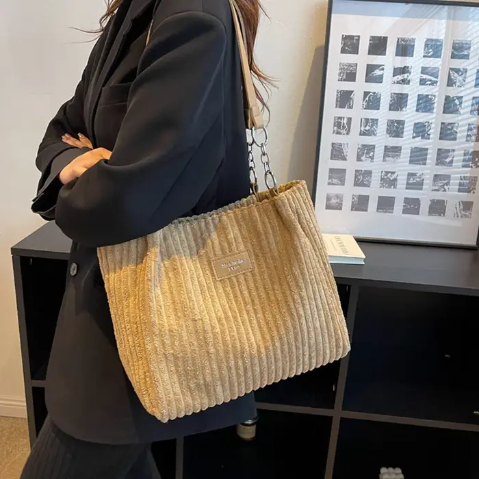Sac à bandoulière en velours côtelé pour femmes