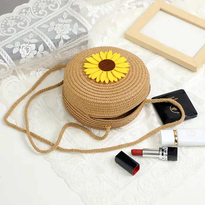 Sac à bandoulière rond en rotin pour femmes