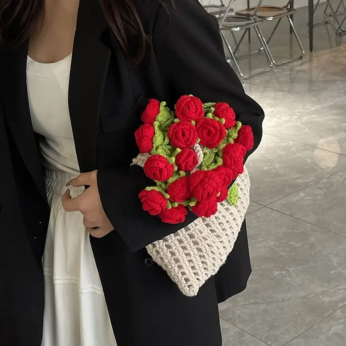 Rose Crochet sac à main 2025 printemps mignon tricoté sac à bandoulière romantique concepteur Floral évidé dames sac