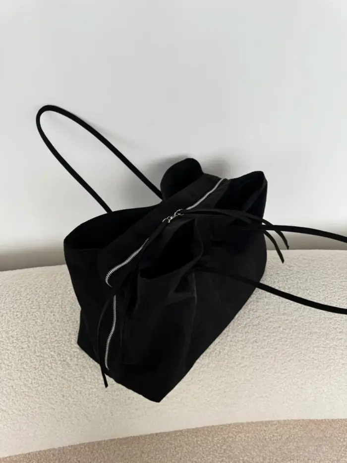 Sac fourre-tout noir uni pour femmes
