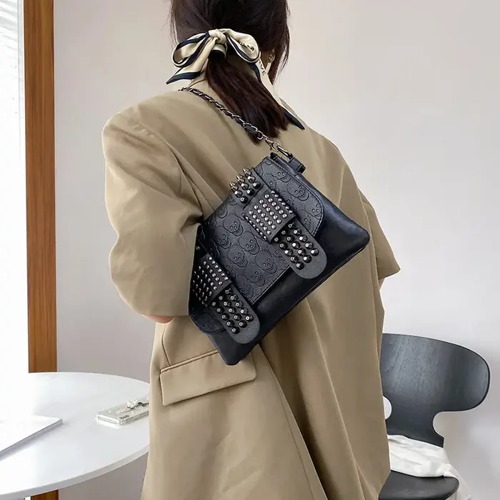 Vintage crâne Rivet sac à bandoulière femmes en cuir PU noir sac