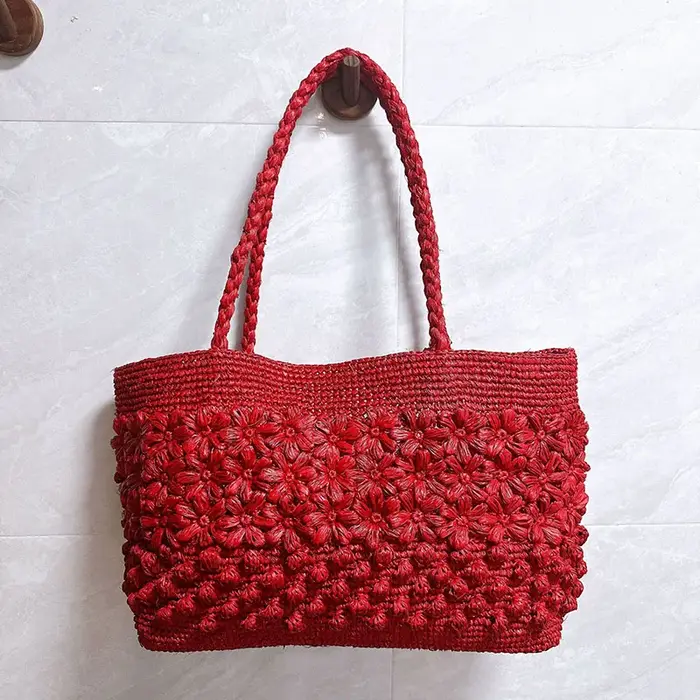 Sac fourre-tout bohème en raphia tressé