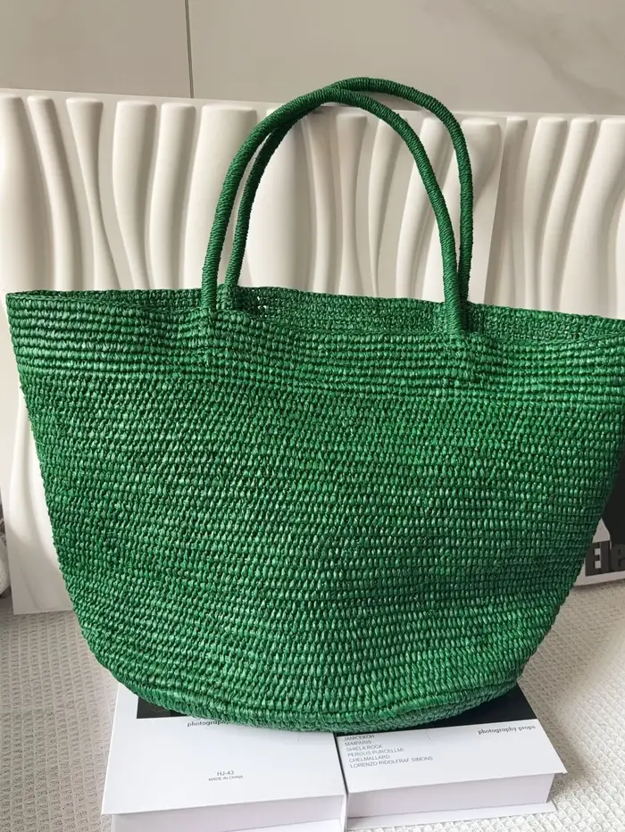 Nouveau Sac Fourre-tout Grande Capacité en Raphia Fait Main pour Femme