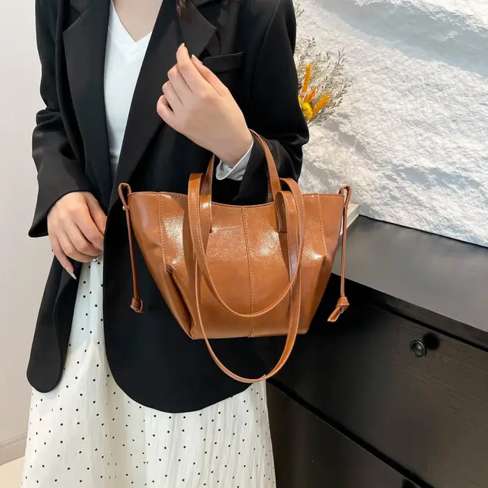 Sac à bandoulière grande capacité élégant dame sac à main fourre-tout Europe et amérique sac en cuir Pu Bobo femme Simple sac à provisions