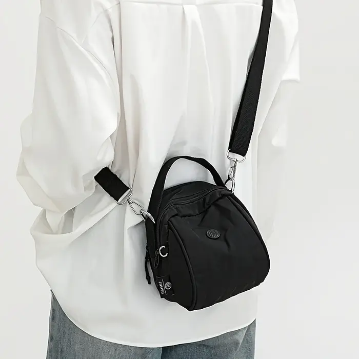 Sac à bandoulière mini pour femme, sac à épaule. Veuillez noter : C'est un sac de petite taille adap