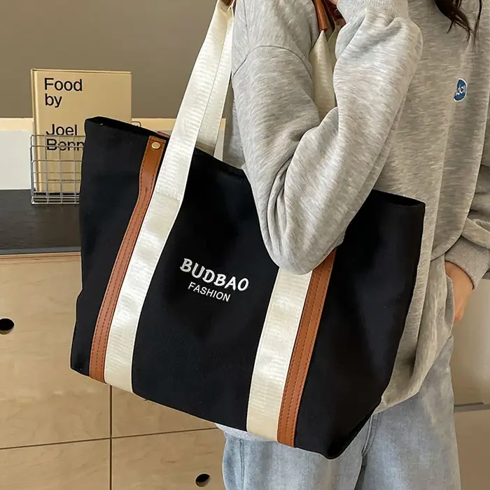 Grand Sac à Épaule en Toile pour Femmes Élégant et Pratique Sac de Tous les Jours avec Larges Bandoulières Idéal pour le Shopping le Travail ou les Voyages