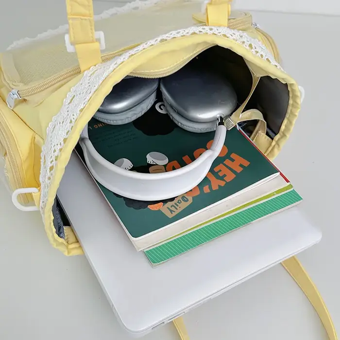 Sacs bandoulière style universitaire pour fille