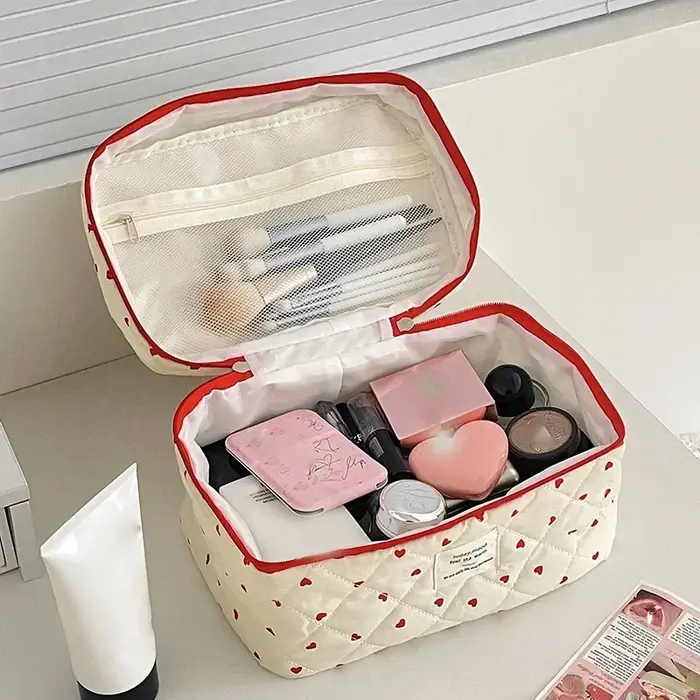 Sac de maquillage matelassé à fermeture éclair pour femmes