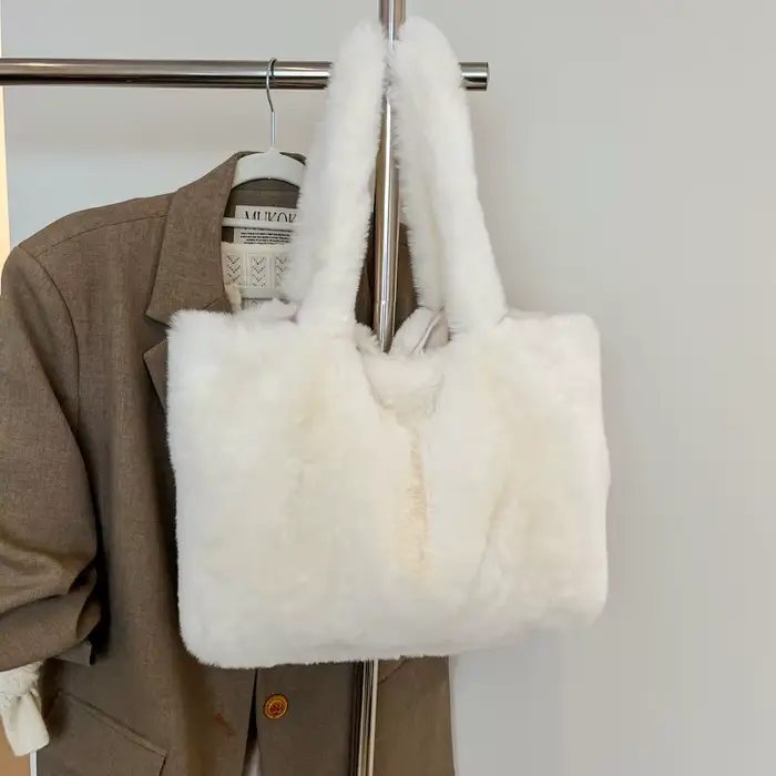 Velours couleur unie moraillon concis fourre-tout décontracté 2025 hiver doux Simple sacs de haute qualité Durable