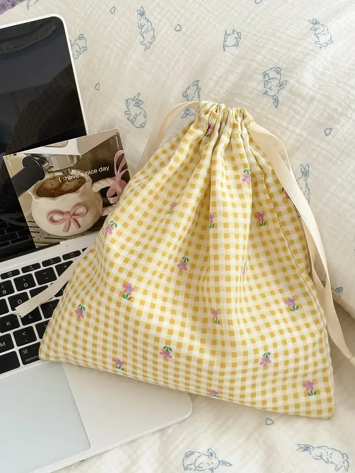 Sac à cordon jaune à motif floral