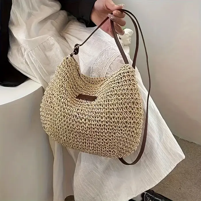 Sac en paille tressé, bandoulière unique