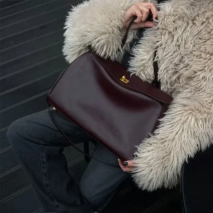 Nouveau sac Rodeobag en cuir grande capacité pour femme avec serrure avancée, sac sous le bras tenda