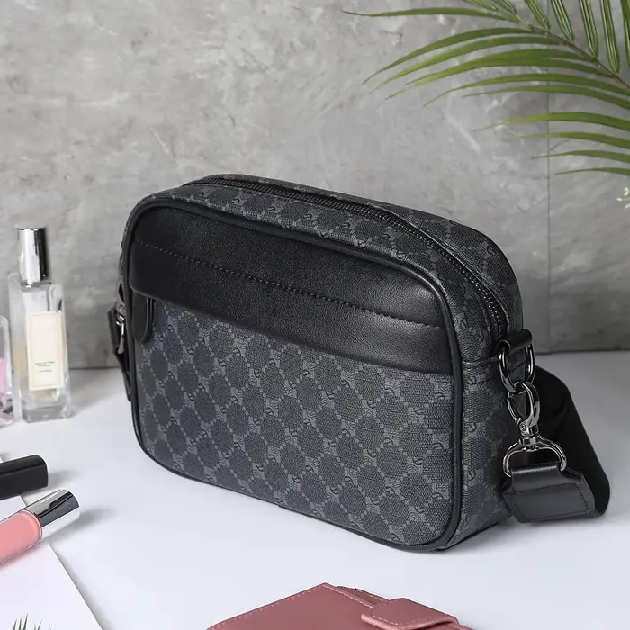Sac à bandoulière en cuir pour hommes
