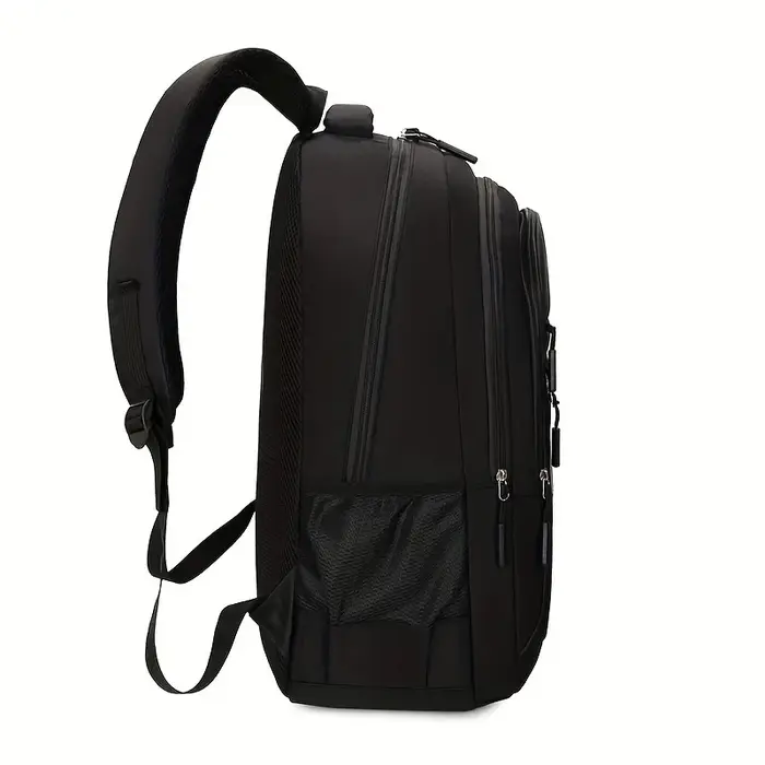 Sac à dos noir sportif tendance avec détails multicolores pour un usage quotidien