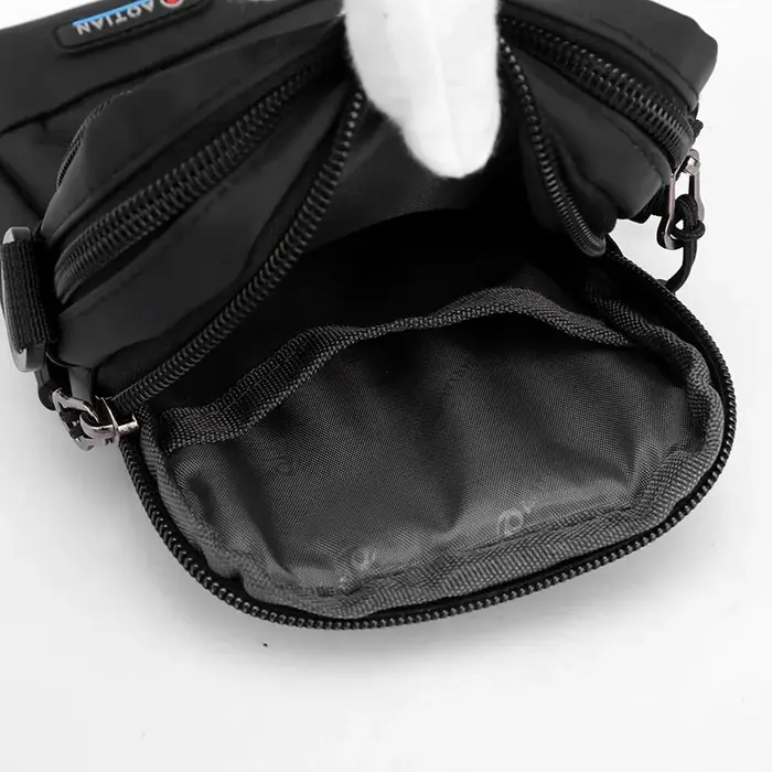 Petits sacs à bandoulière pour hommes