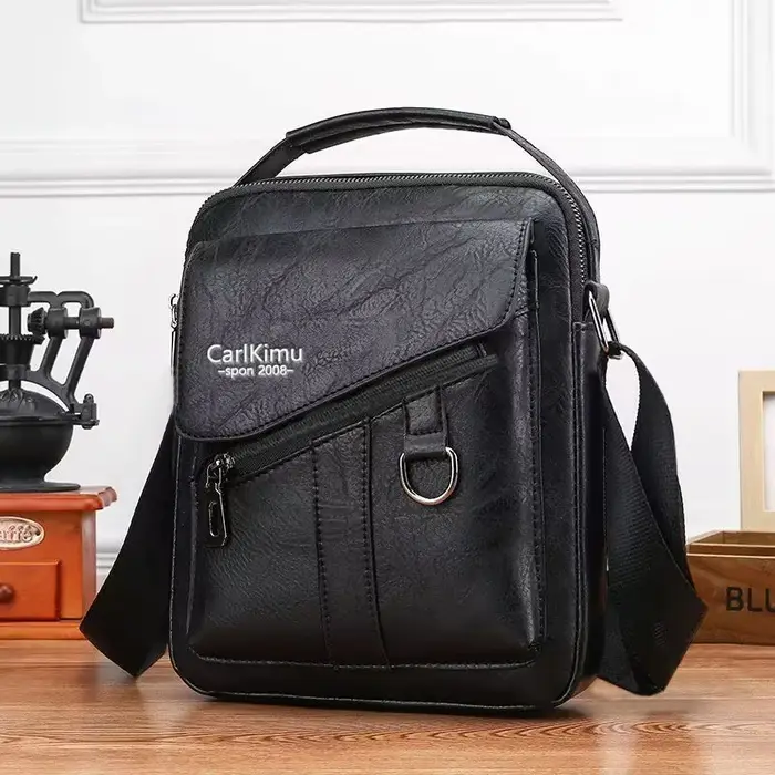 Sac à bandoulière de sport classique multi-poches, sac à main en nylon résistant à l'eau pour hommes