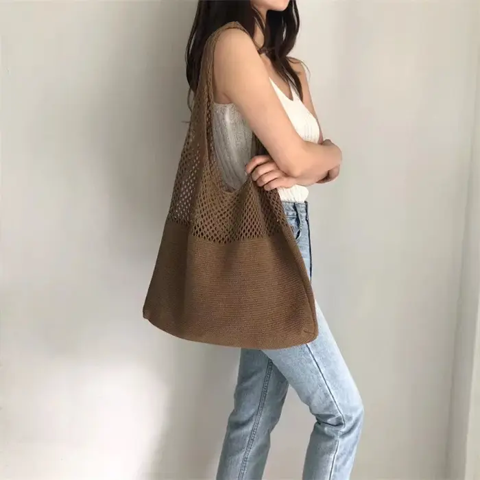 Sac fourre-tout vintage chic en fil tissé avec intérieur spacieux