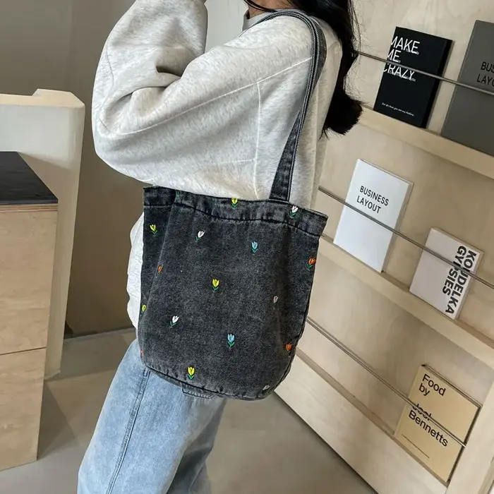 Sac fourre-tout en denim brodé pour dames