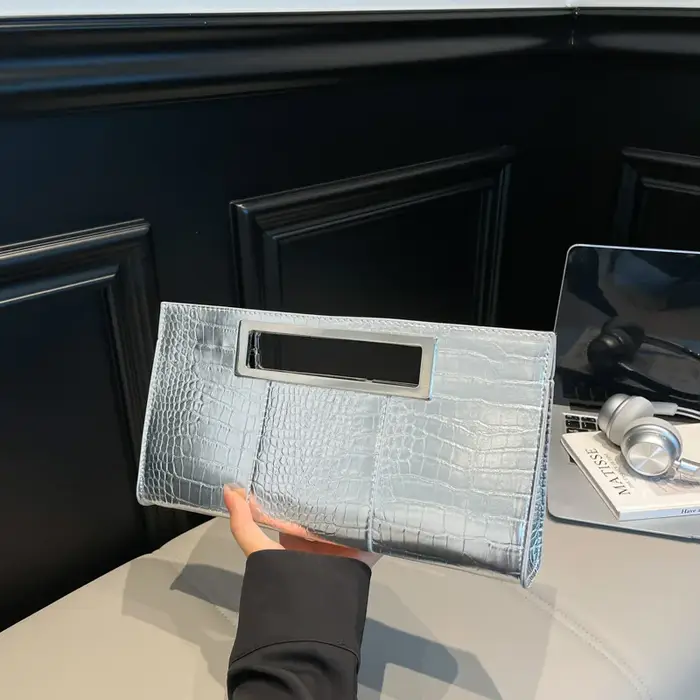 Pochette en cuir PU gaufré Crocodile pour femmes, sacs de soirée noirs, poignée en métal, fourre-tou