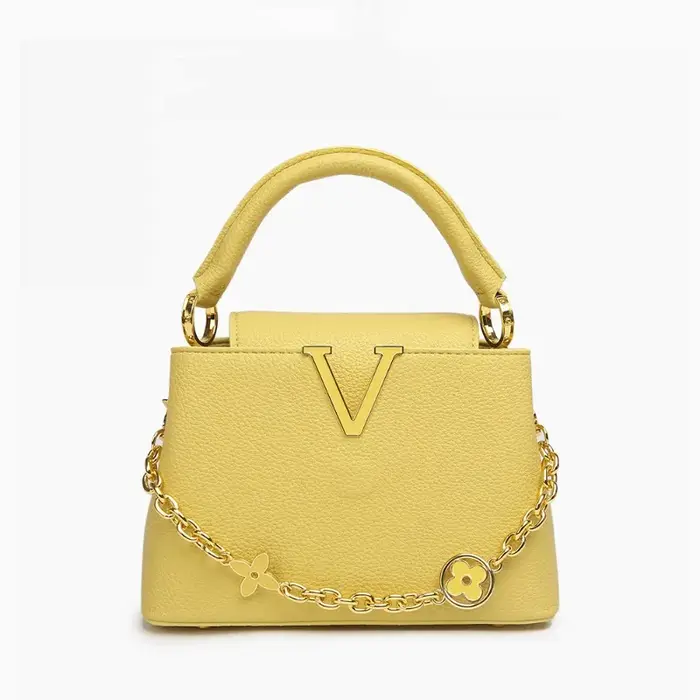 Sac fourre-tout 2025 nouveau sac à bandoulière simple de luxe léger portable en forme de V de l'himalaya pour les femmes