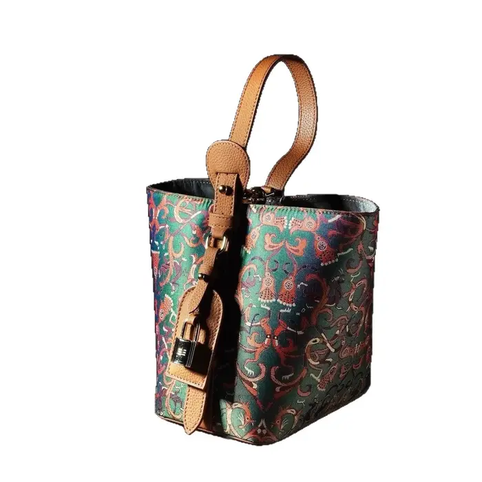 Nouvelle collection Automne-Hiver : Sac seau en soie de Sichuan style chinois