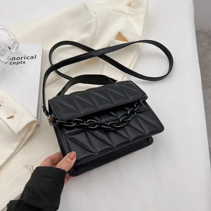Sac à main avec chaîne en diamant pour femmes