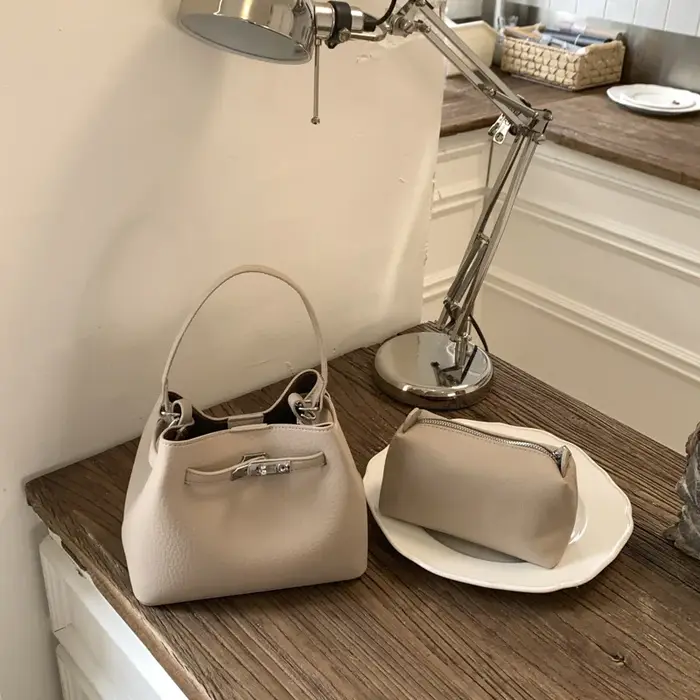 Sac Seau Élégant à Boucle Verrouillable pour Femme, Sac à Bandoulière Polyvalent Décontracté, Style Luxe, Nouvelle Version Coréenne 2026, Sac à Main