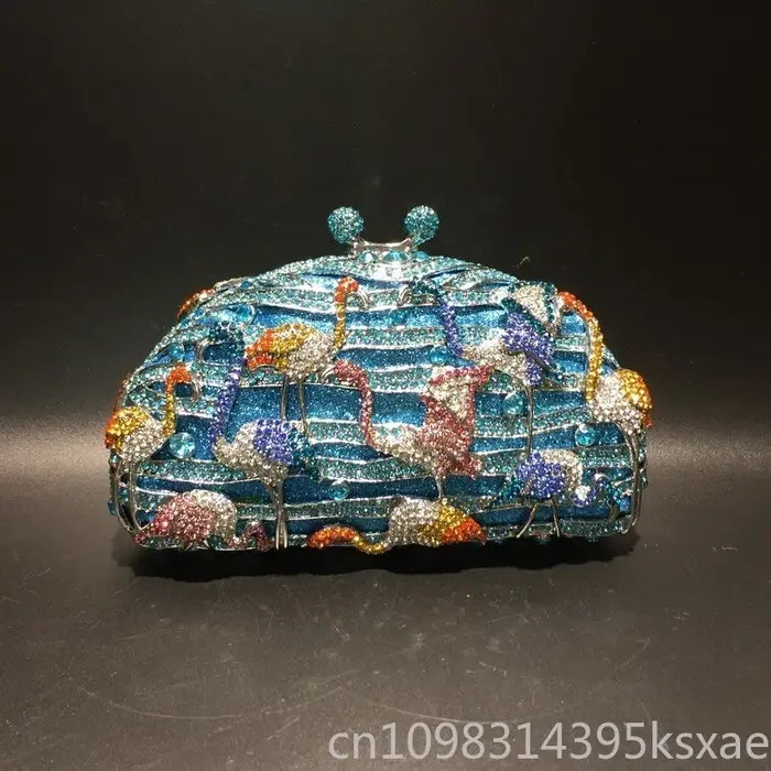 Pochette de soirée élégante bleu lac avec embellissement en strass cristal flamant rose pour sac de fête ou de mariage