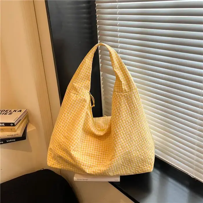Sac fourre-tout en toile jaune à carreaux