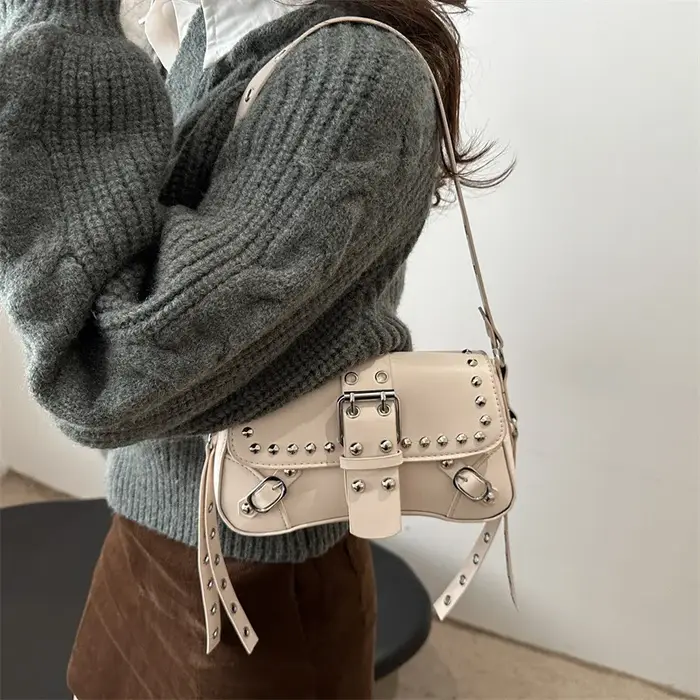 Sac à bandoulière pour femmes Style Punk sac à main en cuir PU Rock mode sacs