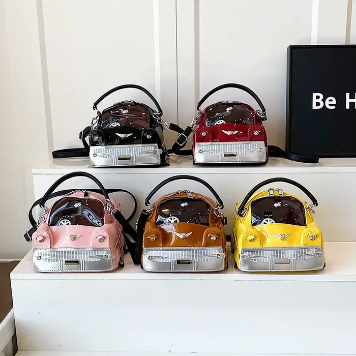 Mini petit sac à bandoulière en forme de voiture pour femme
