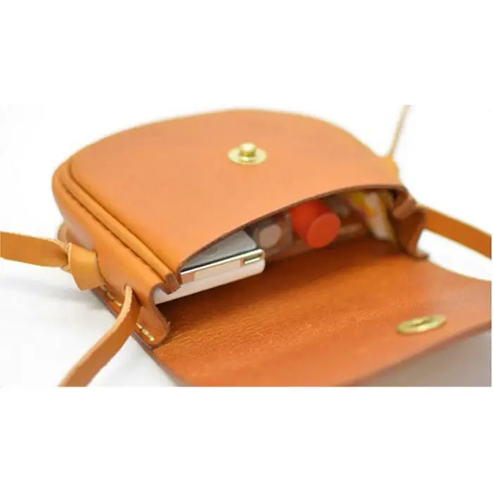 Patron de couture en cuir pour sac messager fait à la main