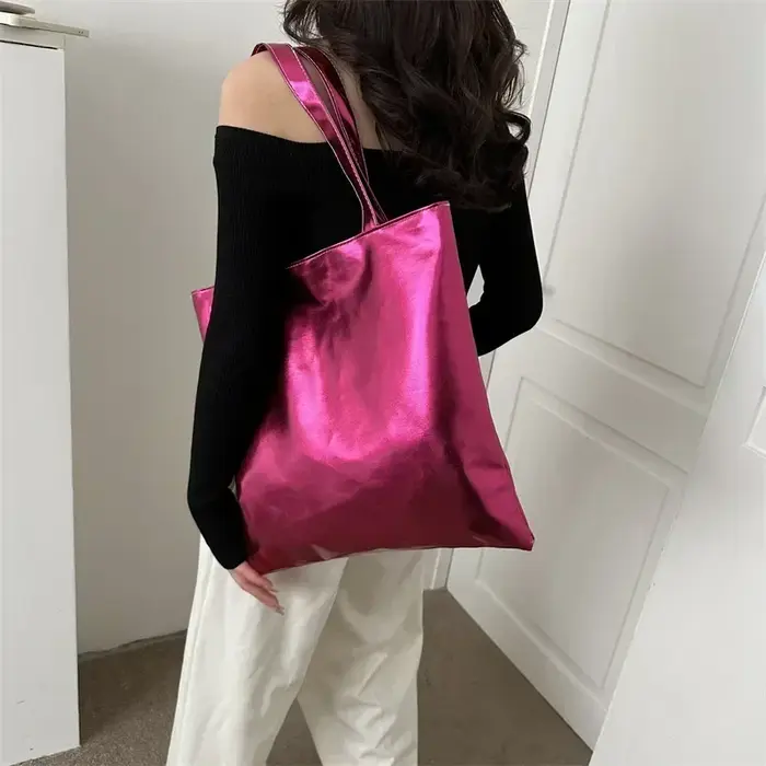 Sacs fourre-tout brillants pour femmes