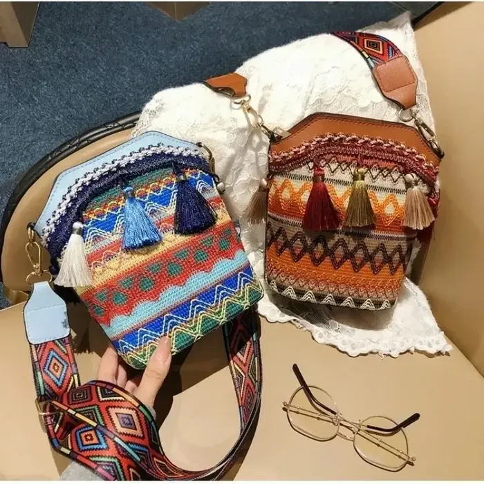 Sac à bandoulière ethnique tissé à la main pour femmes