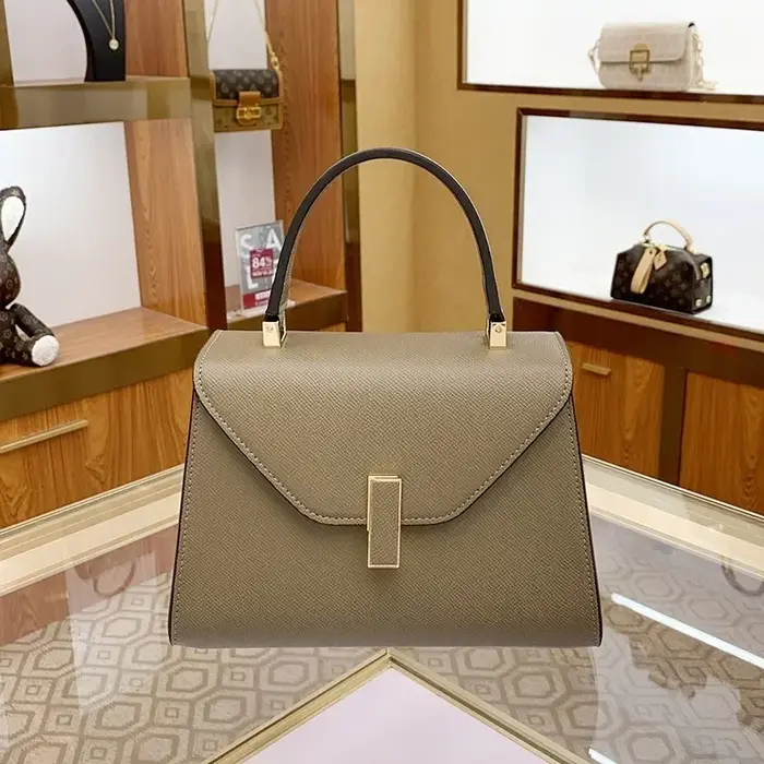 Nouveaux sacs pour femmes sacs à main de couleur unie atmosphérique sacs à main polyvalents dames dé