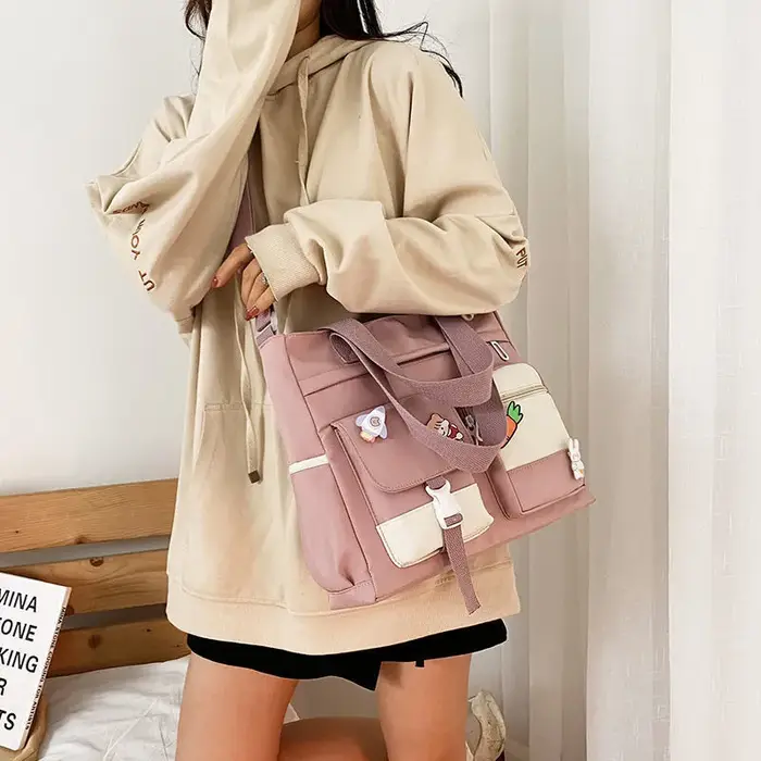 Nouveau sac à main d'école de créateur sac de messager pour les jeunes adolescentes sac à bandoulière fourre-tout