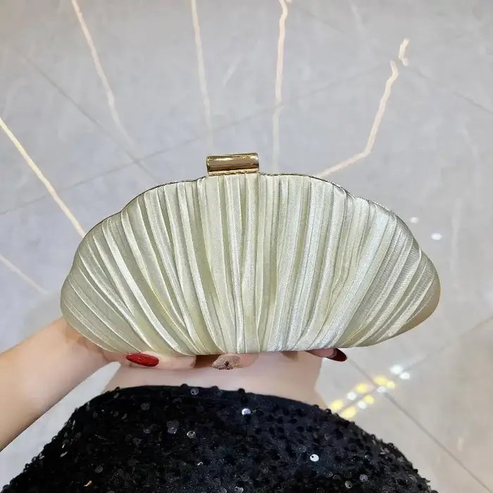 Pochette de luxe élégante pour femme