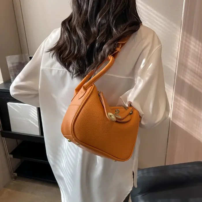Sac seau tendance, vente flash de la saison