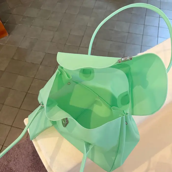Sacs à main SHELKSBAG pour femme – Nouvelle collection été 2026 – Sac fourre-tout et sac à bandoulière résistant à l'eau