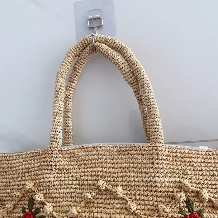 Sac à main bohème en paille à fleurs