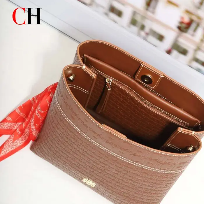 Sac seau CH pour femme