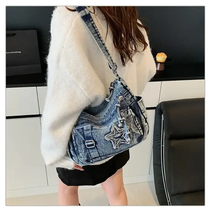 Sac à bandoulière en jean polyvalent et durable
