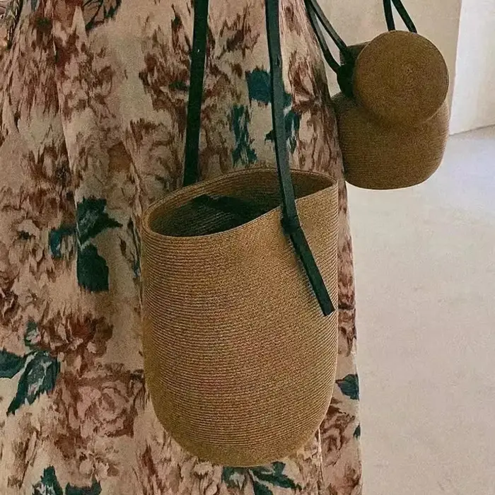 Sac seau pour femme avec bandoulière réglable