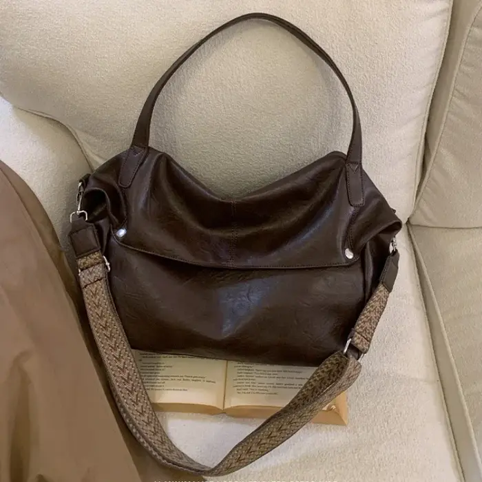 Sac bandoulière en cuir tendance pour femme