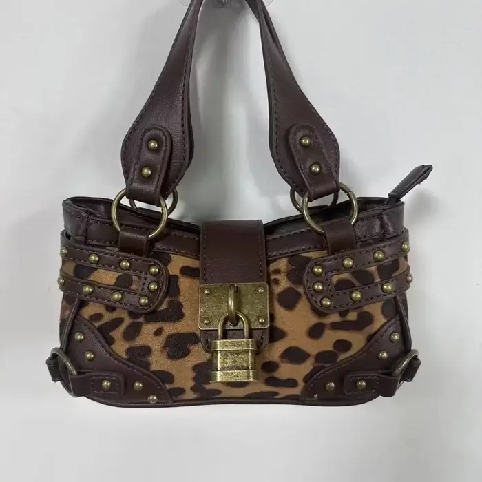 Nouveau Vintage Rivet noir sac de messager portefeuilles femmes haute rue poignée en cuir Mini sac Y2k dames rétro sac