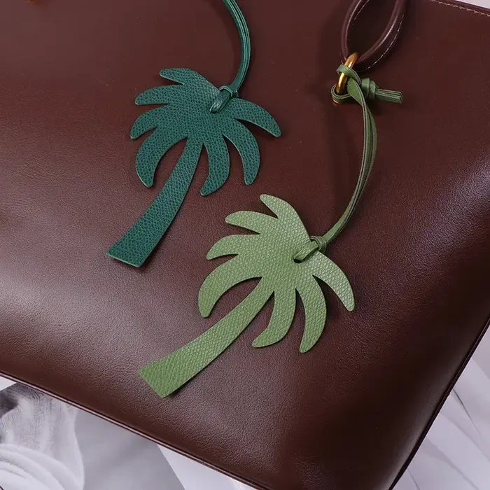 Pendentif de sac en cuir en forme d'arbre de coco