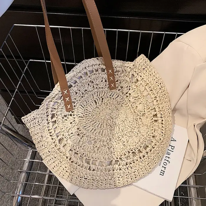 Sac de plage vintage en paille faite à la main