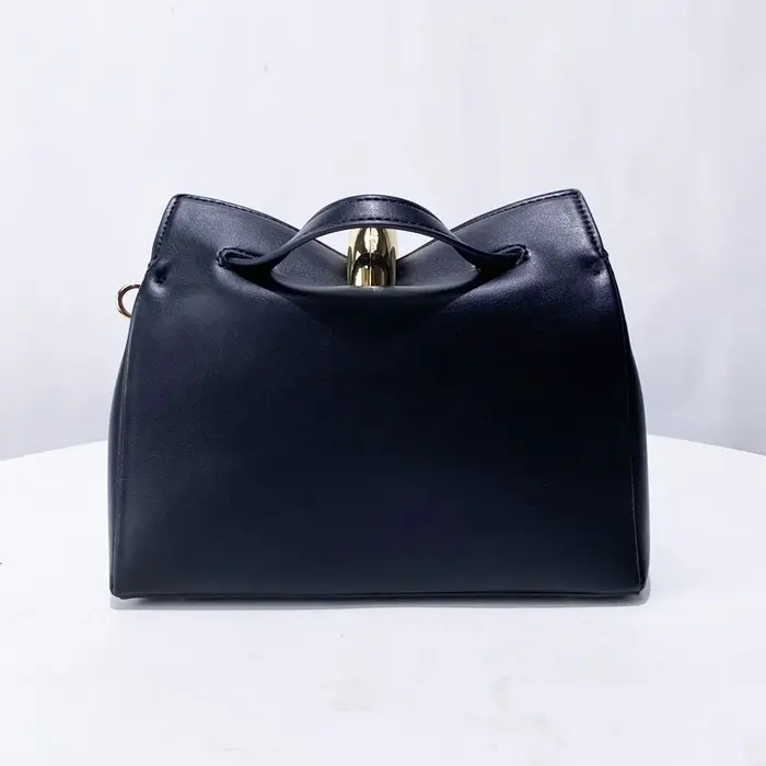 Boucle en métal décoration fourre-tout sacs à poignée supérieure pour femmes sac à main et sac à mai