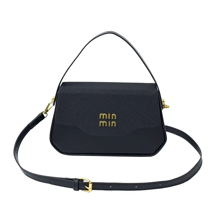 Sac à langer en cuir élégant et unique : Sac messager de luxe à porter en bandoulière pour femme avec logo de créateur vintage et grande capacité de rangement